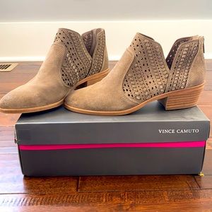 Vince Camuto Prasata Booties